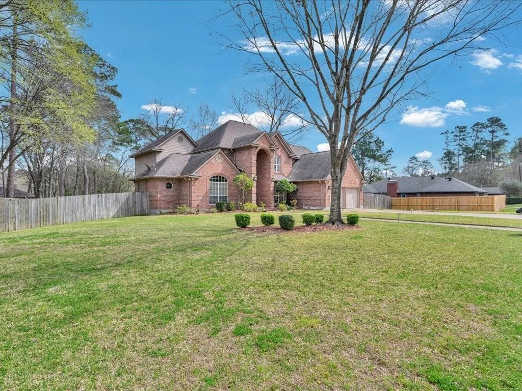 Photo of 1803 Live Oak Lane