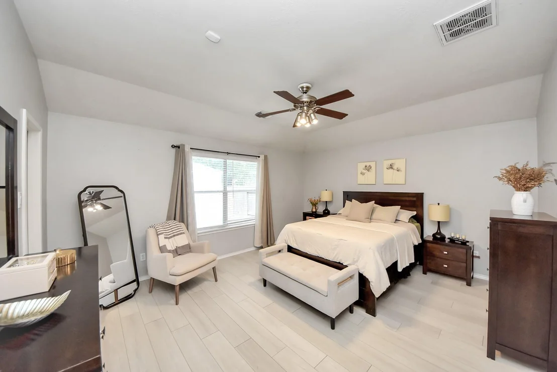 Photo of 15 Bark Bend Place