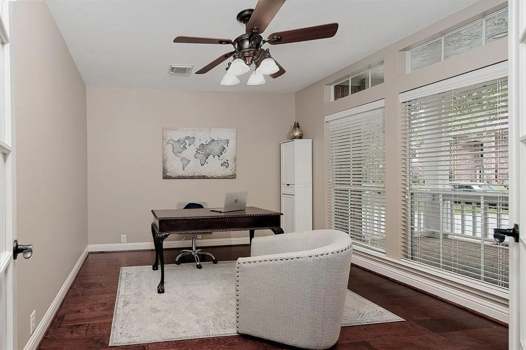 Photo of 19 Crested Point Place