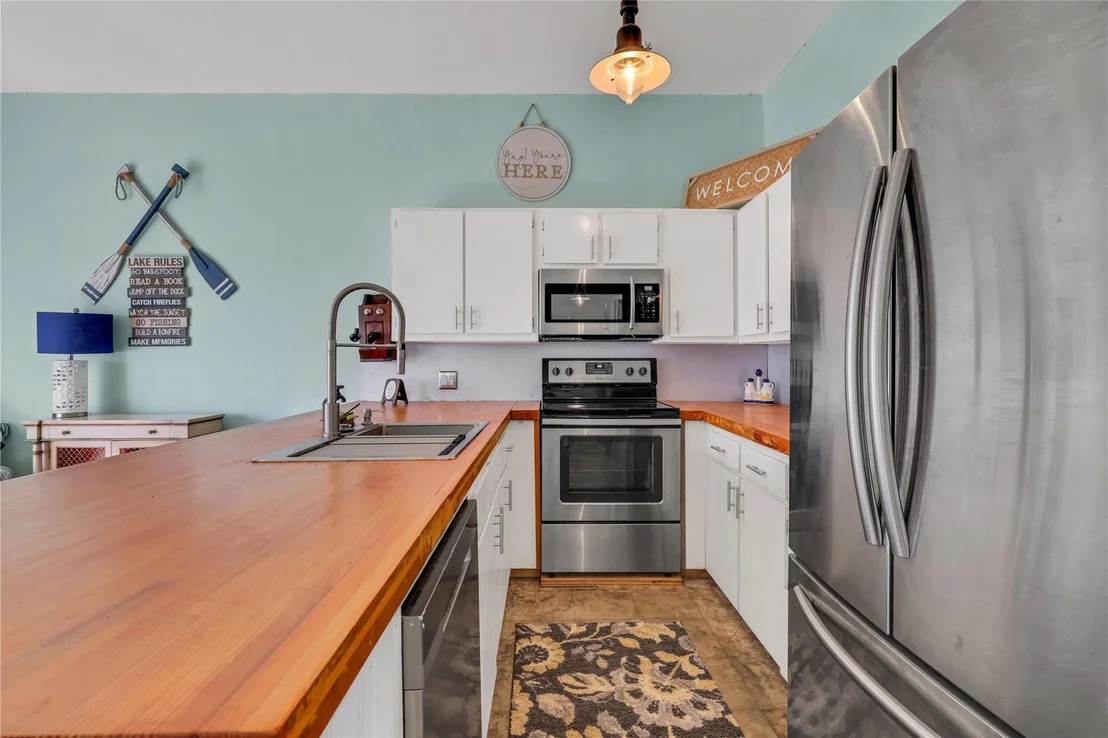 Photo of 101 Harbour Row Drive