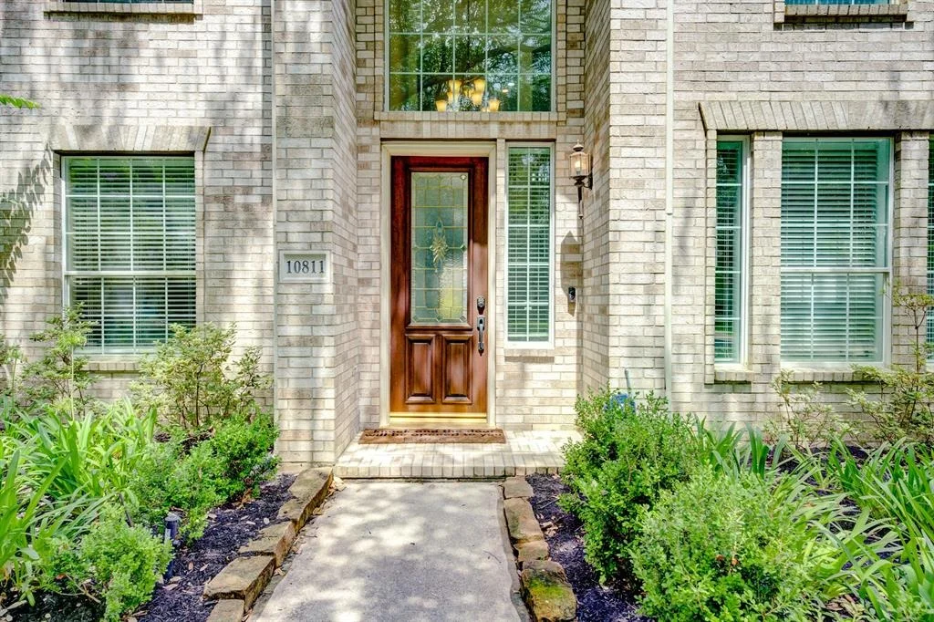 Photo of 10811 Silverado Trace Drive