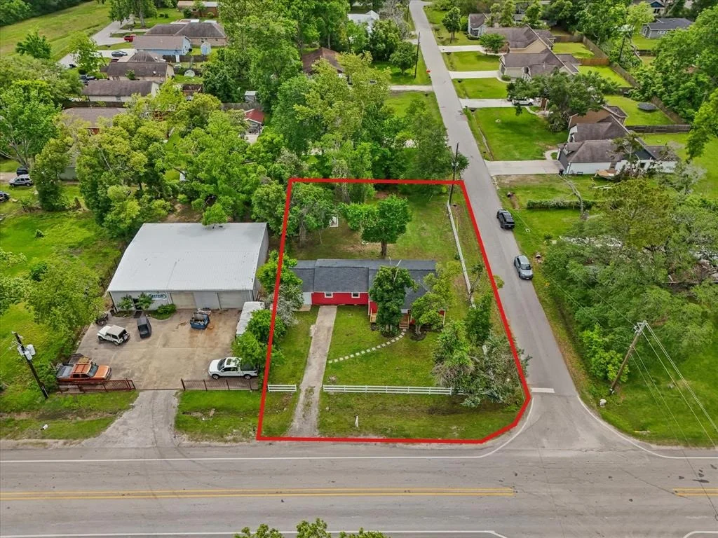 Photo of 5225 Main Street
