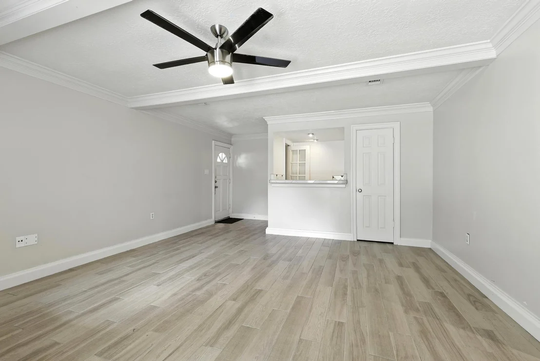 Photo of 17811 Running Brook Lane