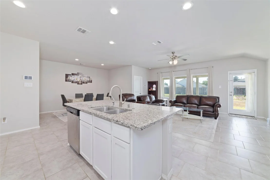 Photo of 24323 Winchelsea Ln Lane