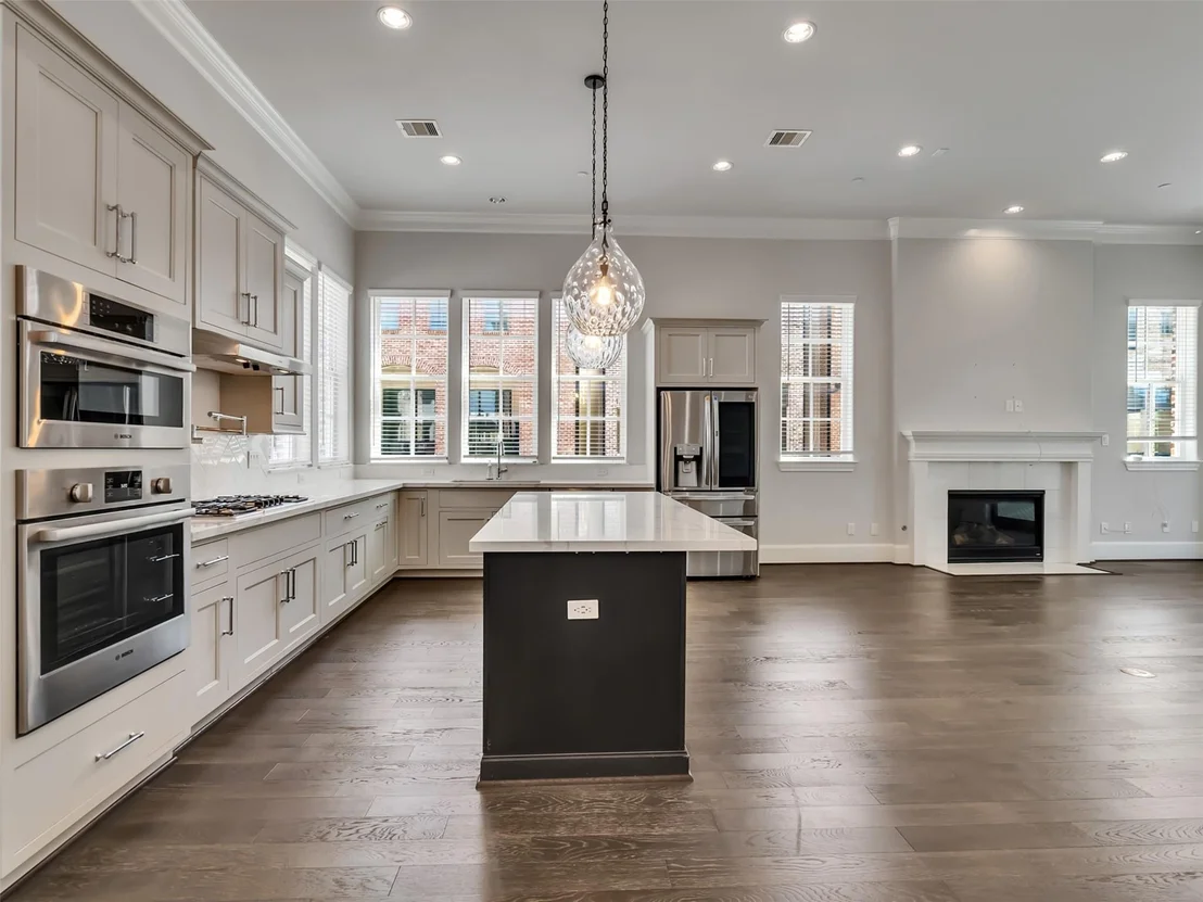 Photo of 6014 Matthew Oaks Place