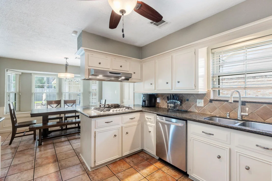 Photo of 15619 Pebble Bend Drive