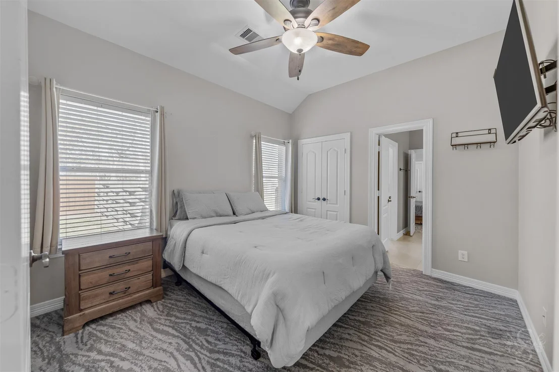 Photo of 3635 River Bend Drive