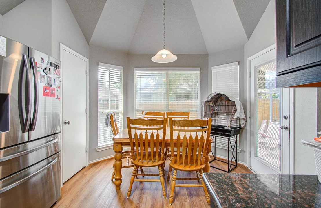 Photo of 957 Oak Terrace Drive
