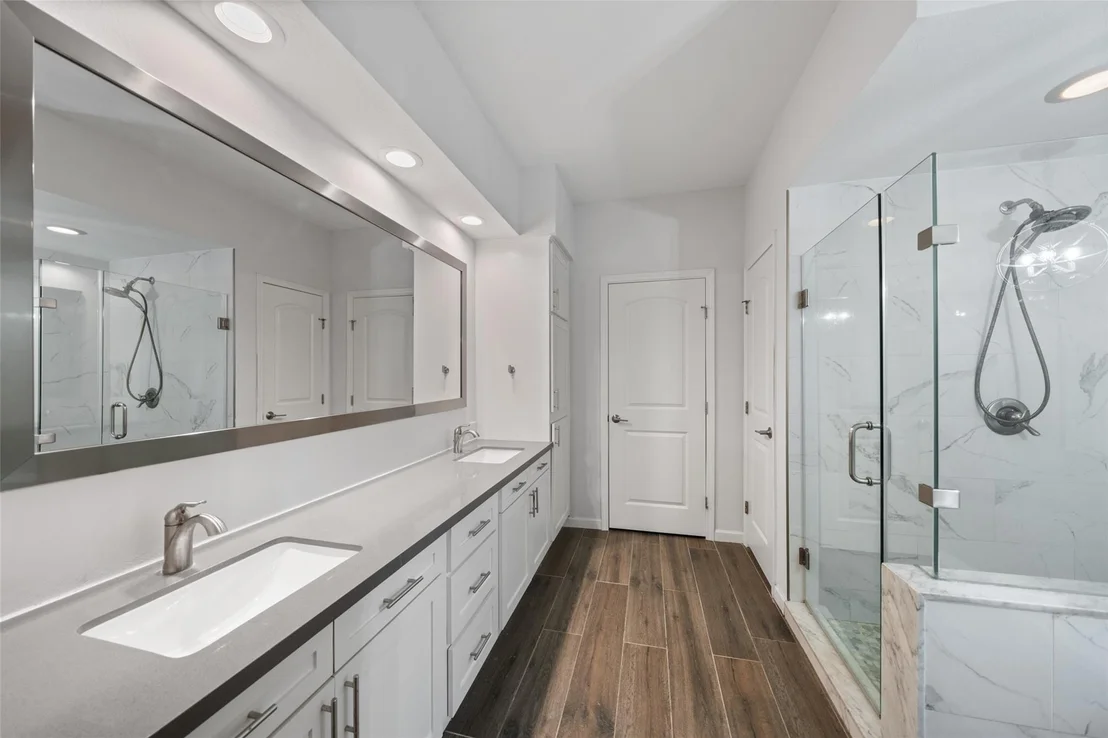 Photo of 6215 Ash Oak Drive