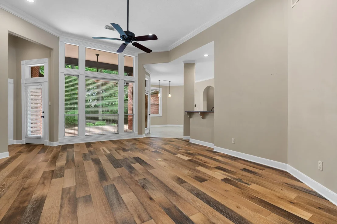 Photo of 117 Lake View Circle