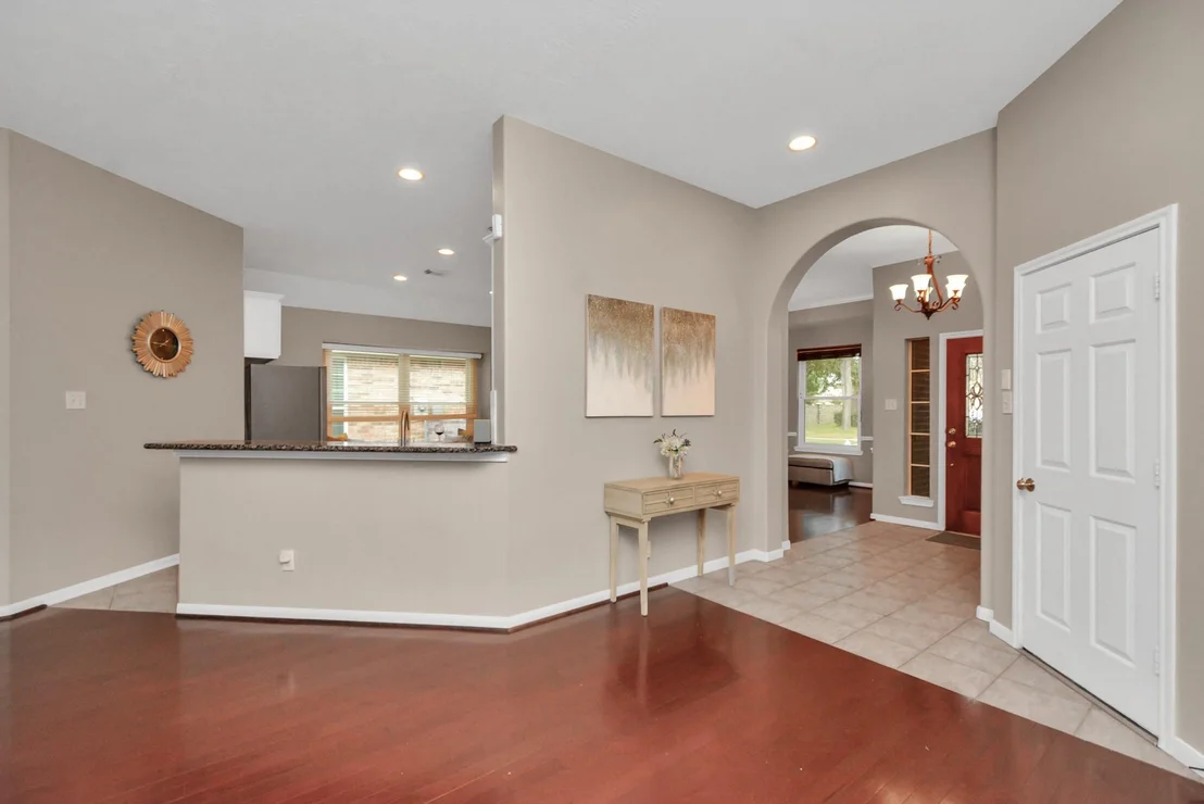Photo of 23939 River Place Drive