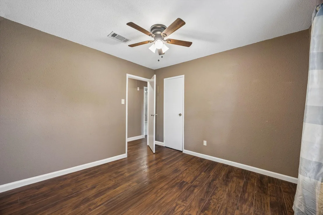 Photo of 18111 Roy Long Road