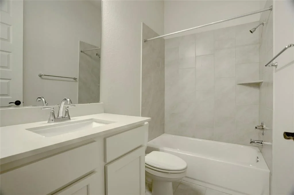 Photo of 10302 Terra Street