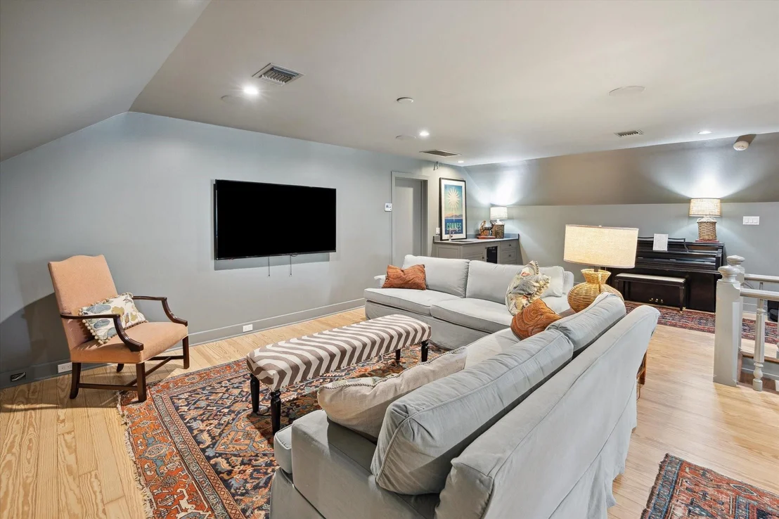 Photo of 4019 Inverness Drive