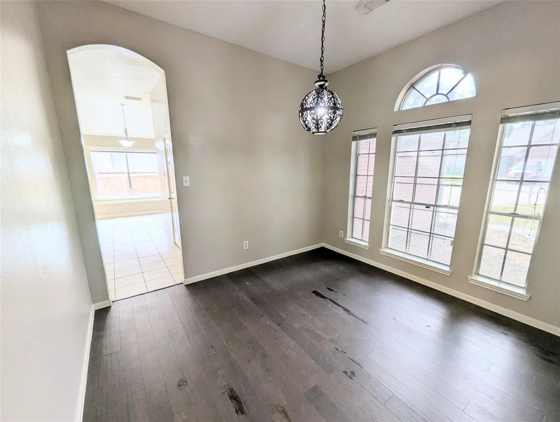Photo of 7007 Fuchsia Lane