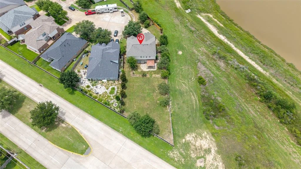 Photo of 23703 Shaw Perry Lane