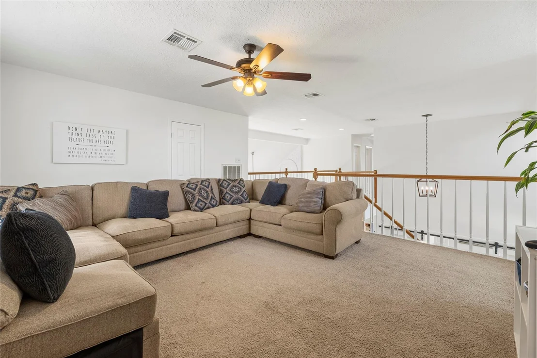 Photo of 1802 Quarterpath Drive