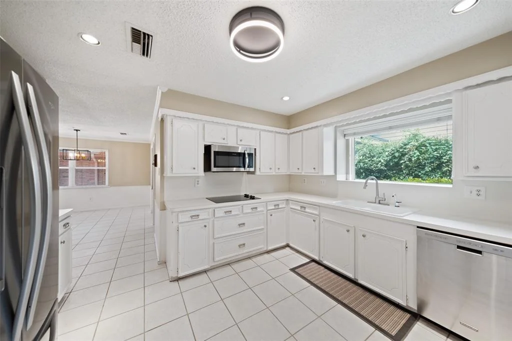Photo of 19011 Oakway Drive