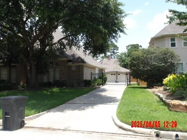 Photo of 18410 Bull Pine Drive