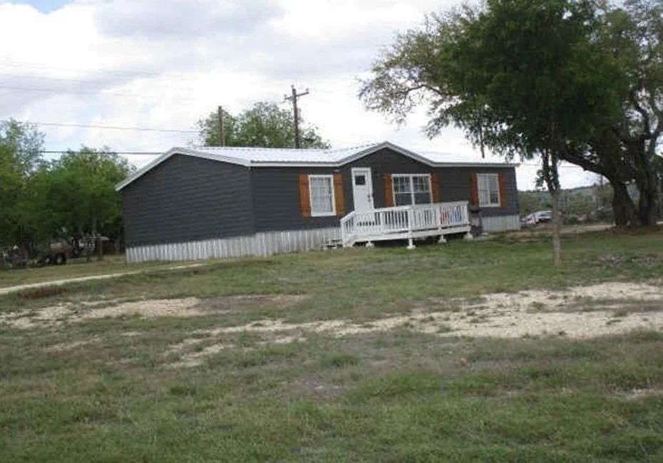 Photo of 105 Oak Ridge Drive