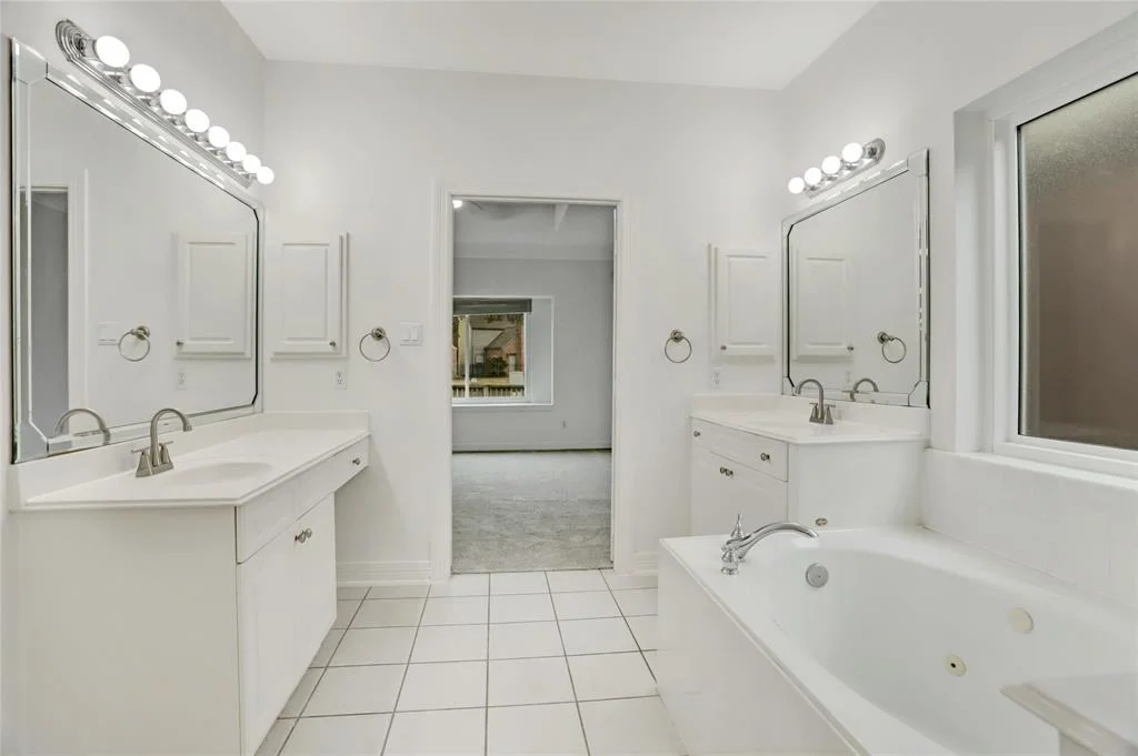 Photo of 7685 Ameswood Road