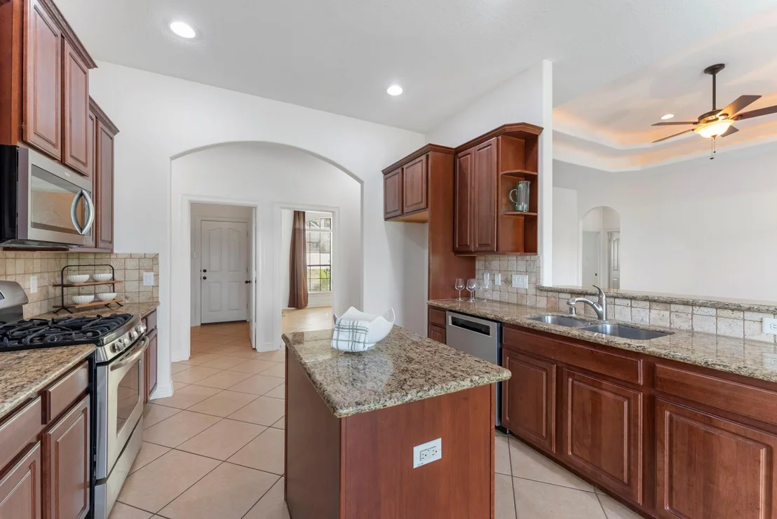 Photo of 1719 Summergate Drive