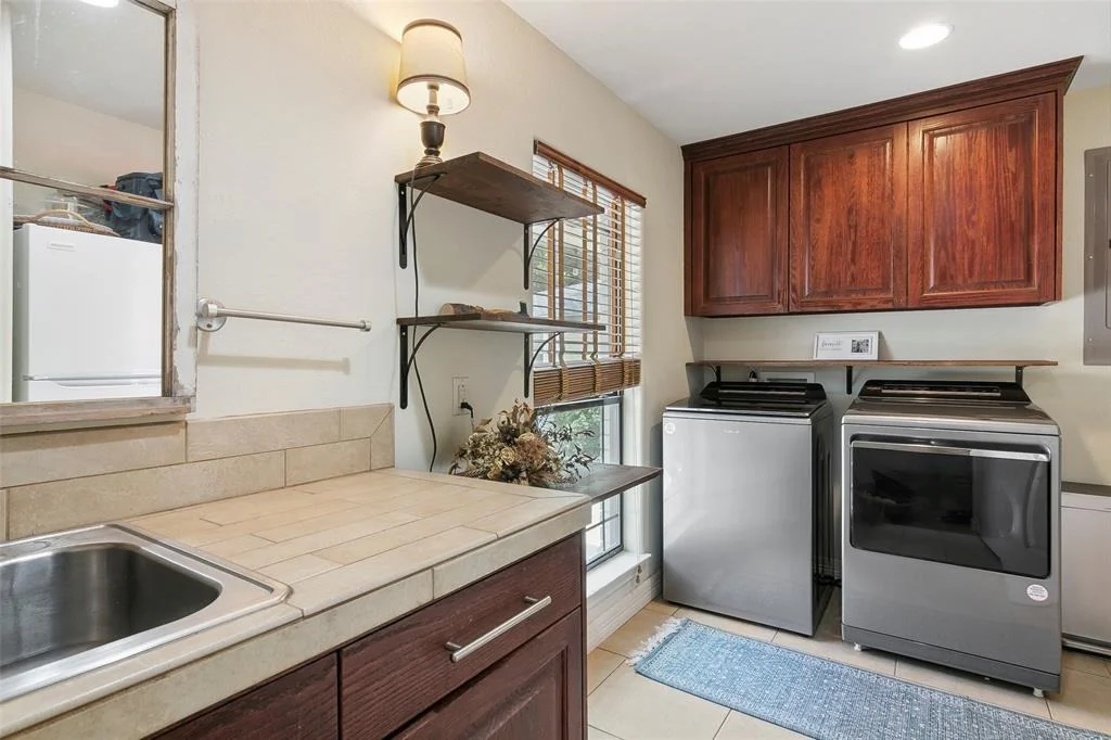 Photo of 1025 Creek Bend