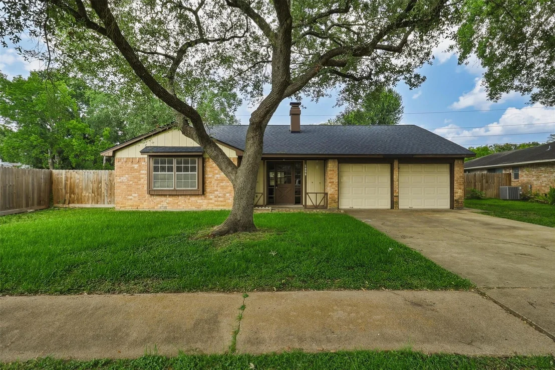 Photo of 5006 Whispering Falls Drive