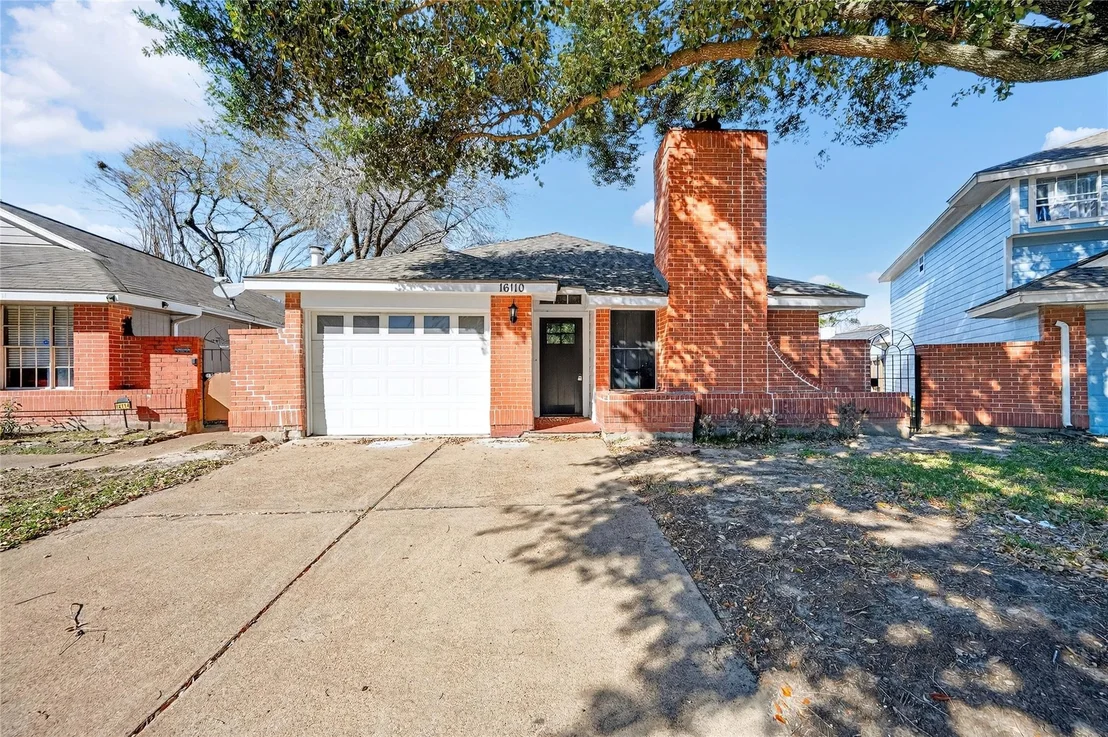 Photo of 16110 Manor Point Drive