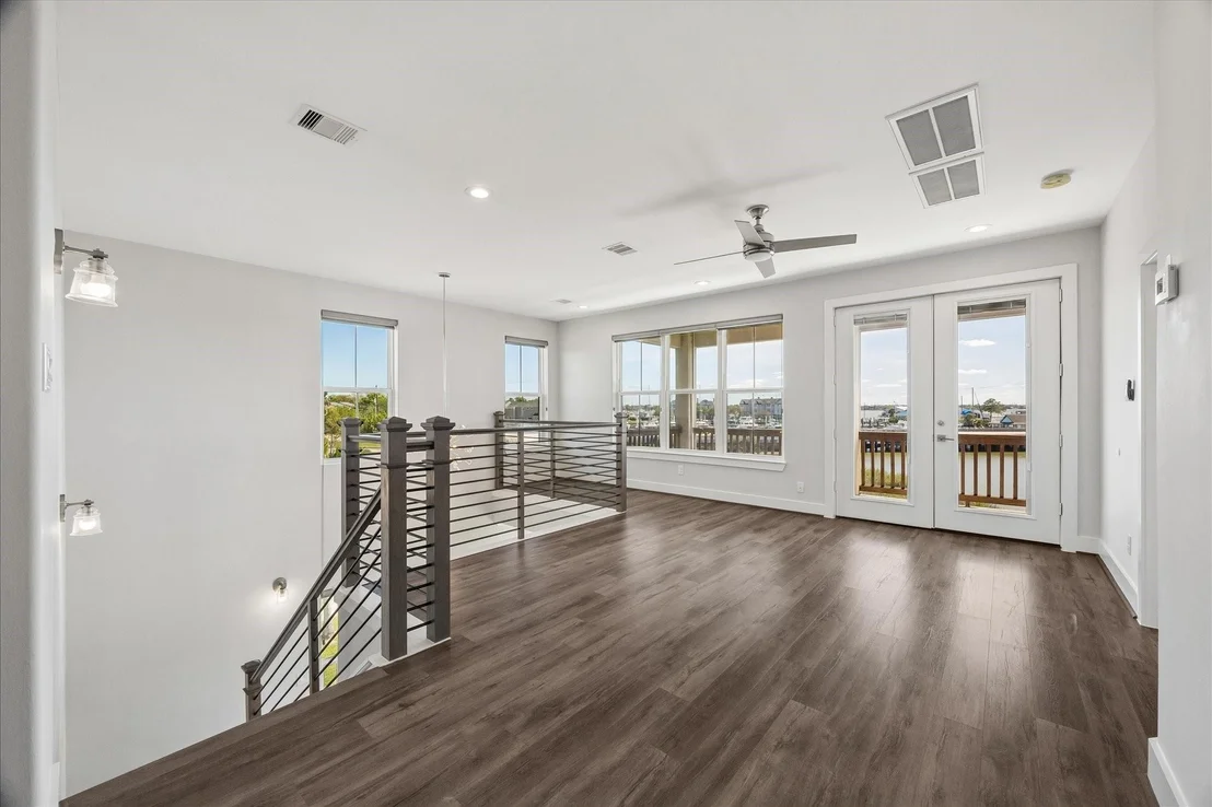 Photo of 2001 Oceanview Drive