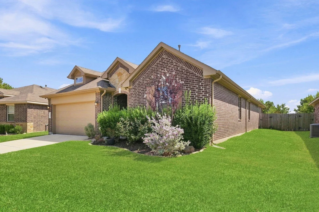 Photo of 11307 Dawn Beach Lane