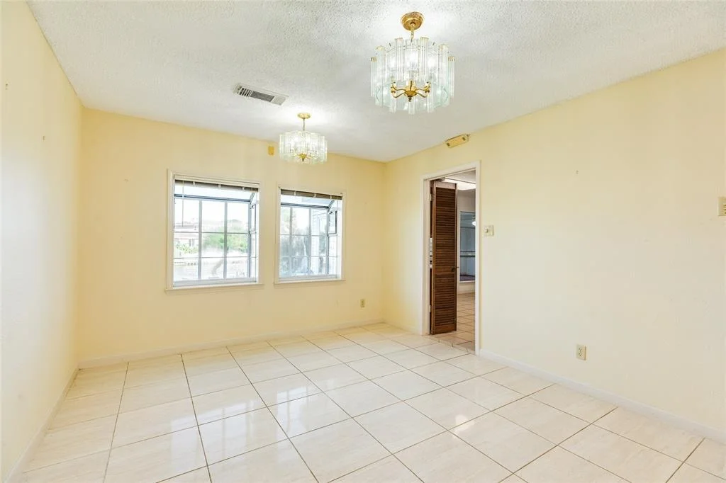 Photo of 8 Lakeview Drive