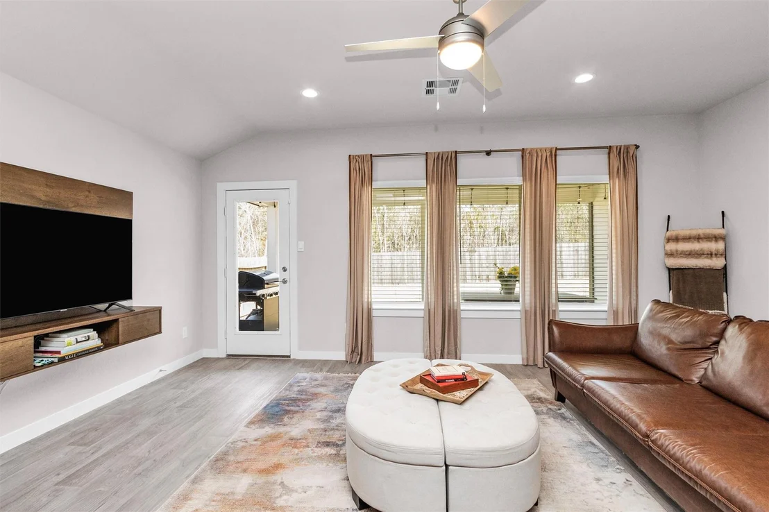 Photo of 12382 New River Trail