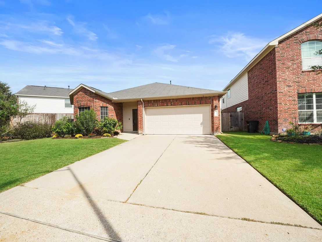 Photo of 24714 Hikers Bend Drive