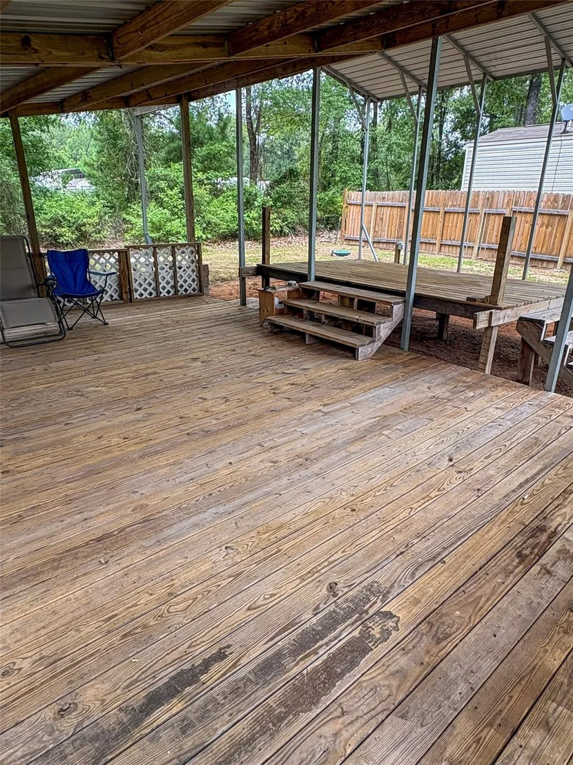 Photo of 1101 Hidden Oaks Drive