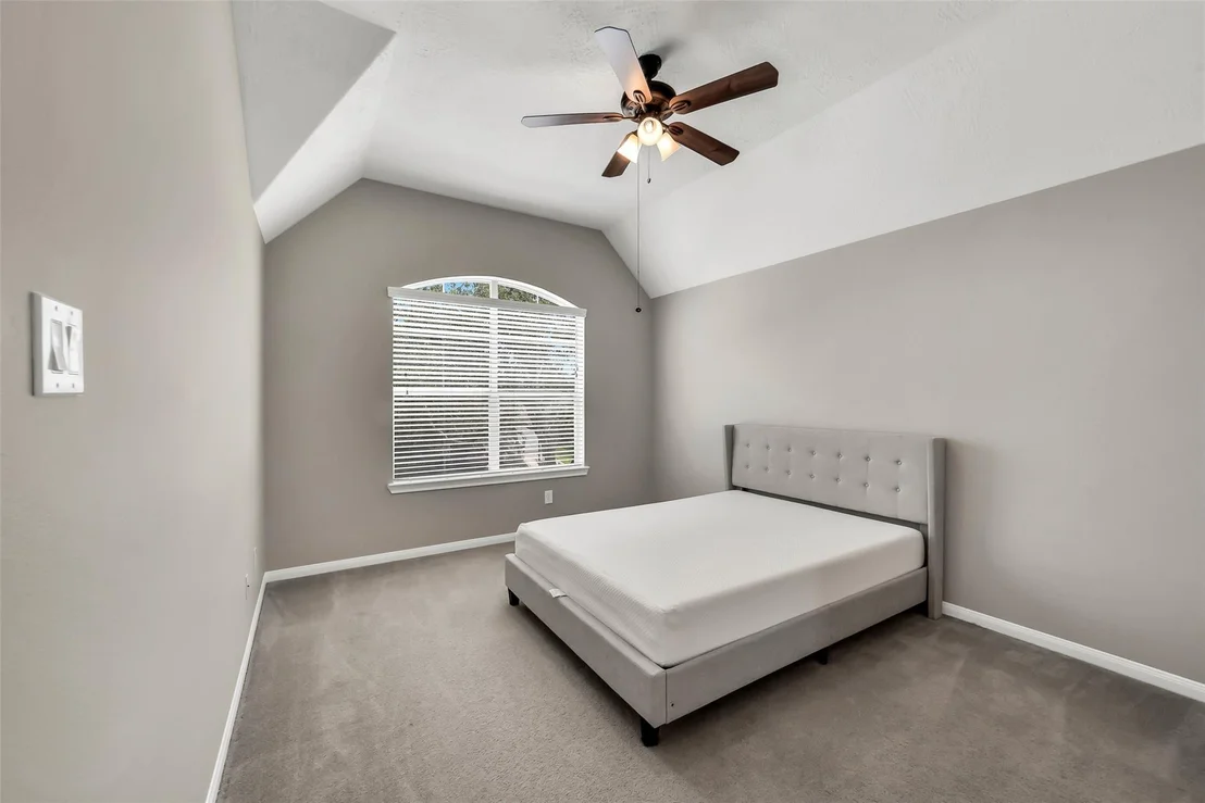 Photo of 25911 Shady Dawn Lane