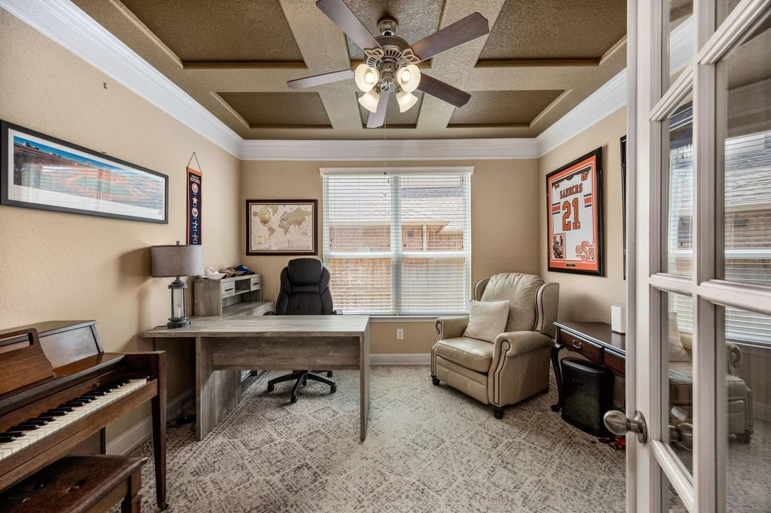 Photo of 28002 Nobbe Hollow Drive