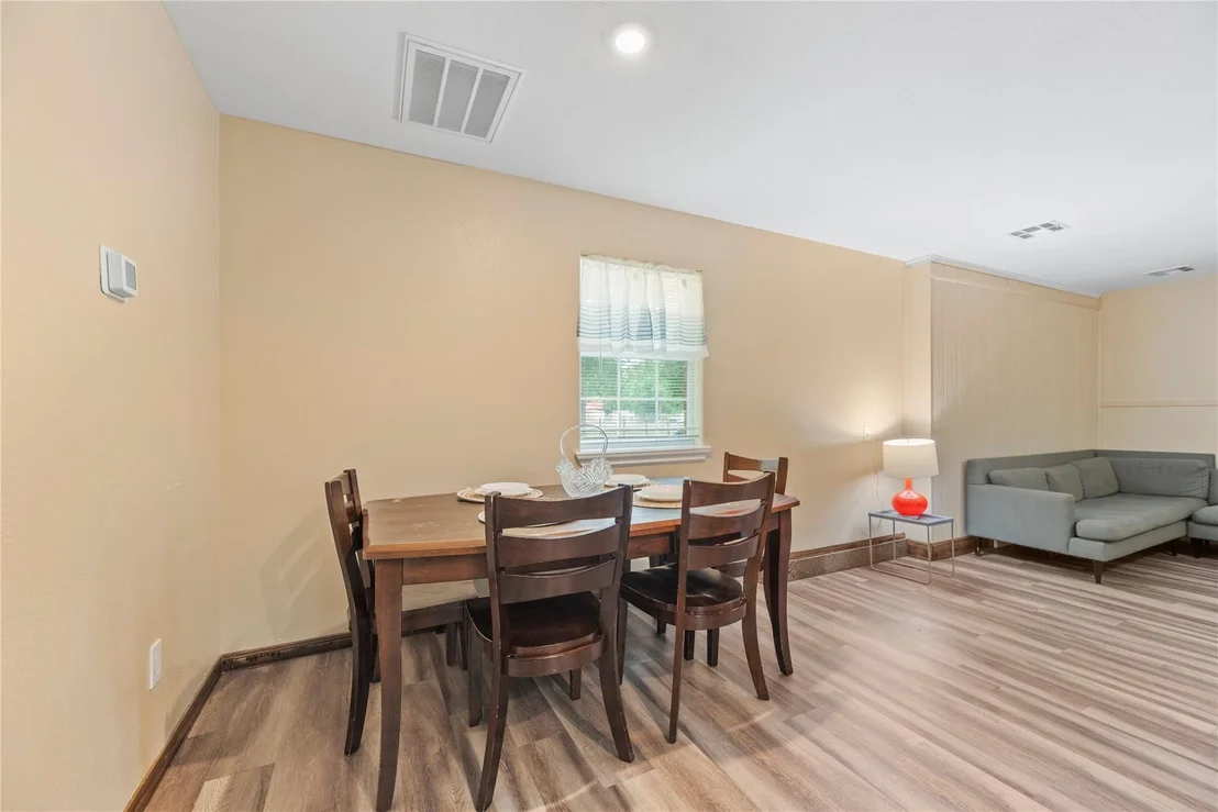 Photo of 1415 Pony Lane