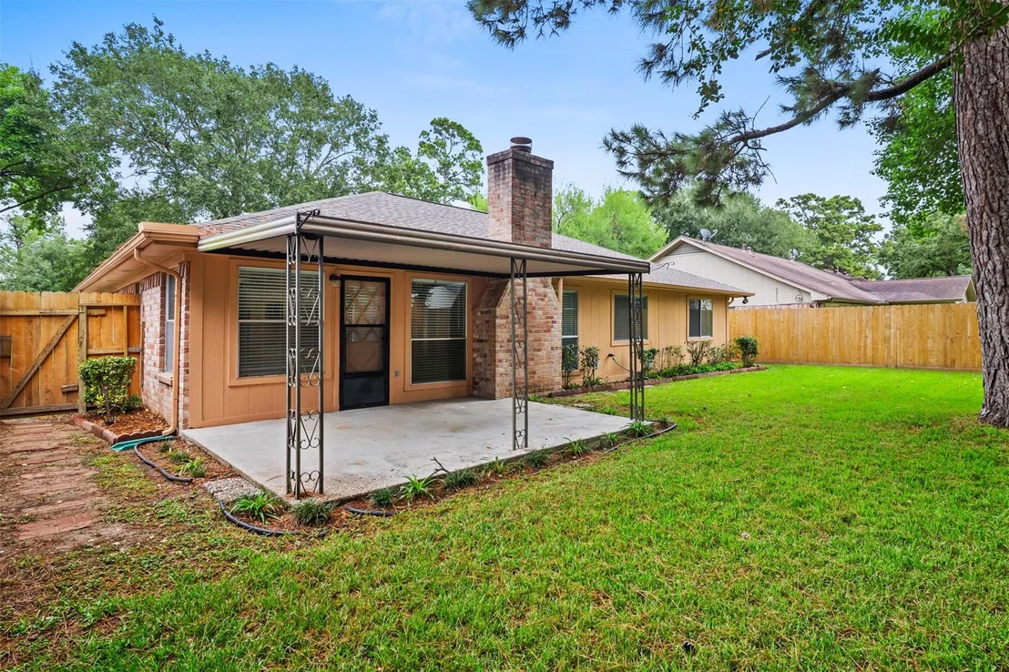 Photo of 25907 Long Hill Lane
