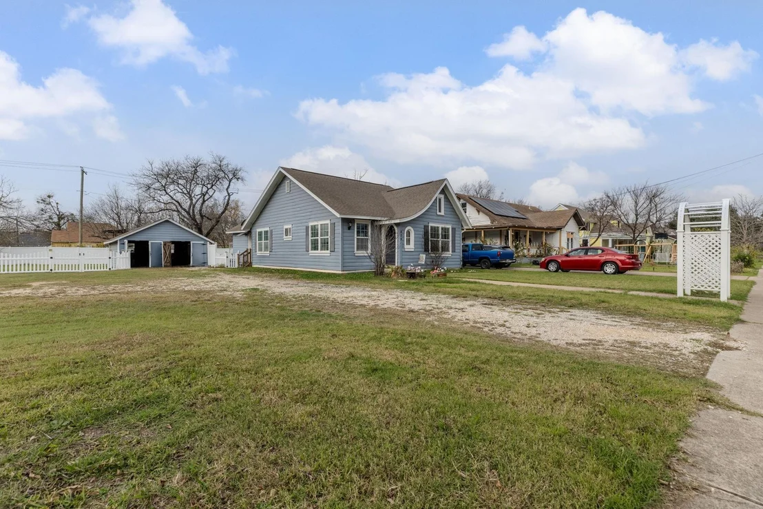 Photo of 809 Howard Street