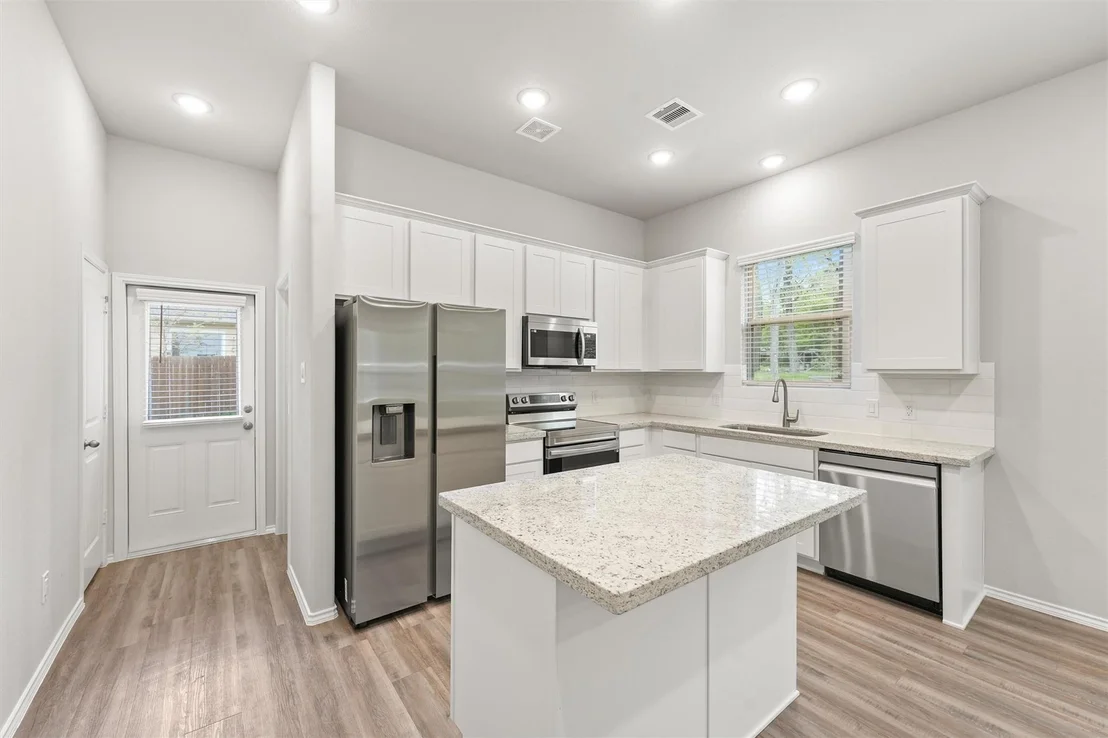 Photo of 705 Little River Drive