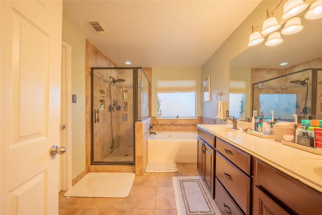 Photo of 5906 Painted Trail Drive