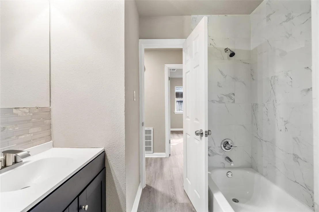 Photo of 11106 Huggins Drive