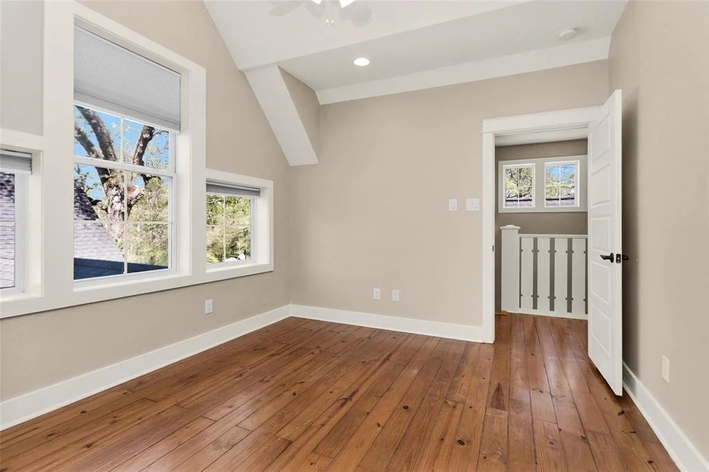 Photo of 20802 Pecan Bend Road