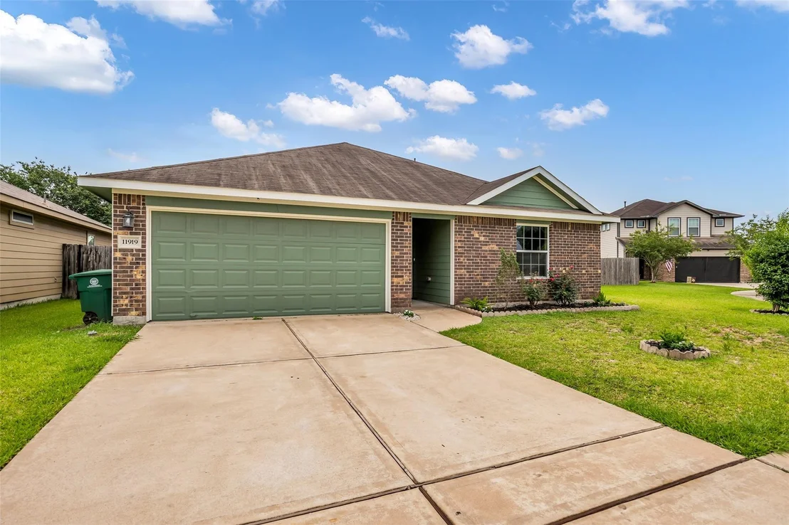 Photo of 11919 Prosperity Point Drive