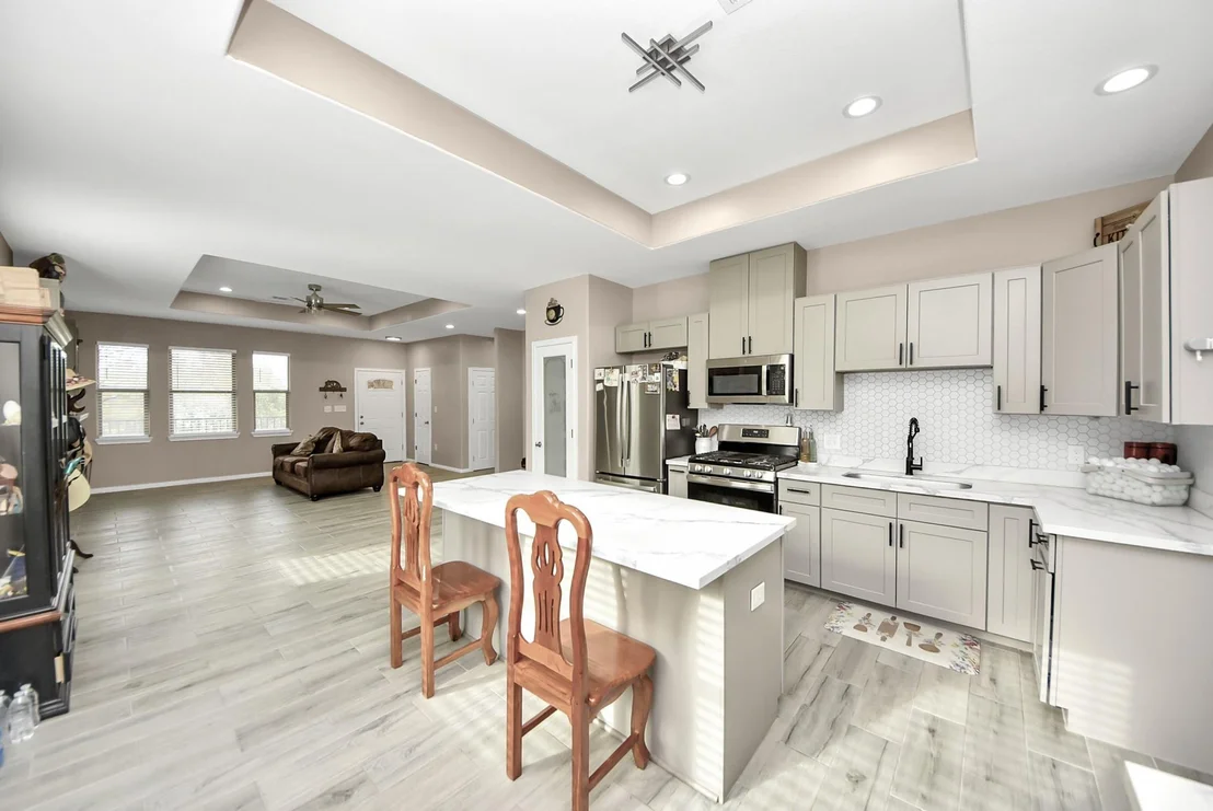 Photo of 6543 Crestford Lane