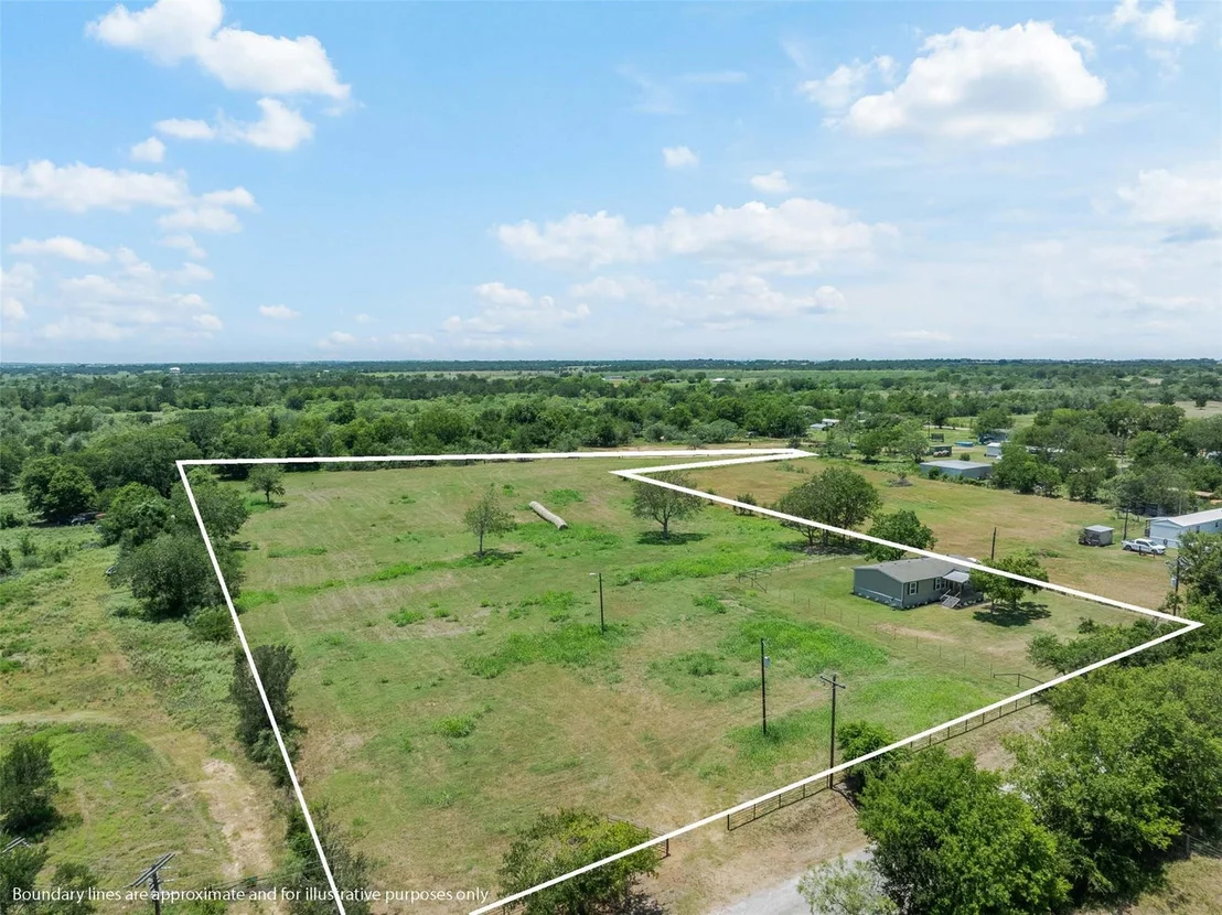 Photo of 7441 County Road 144