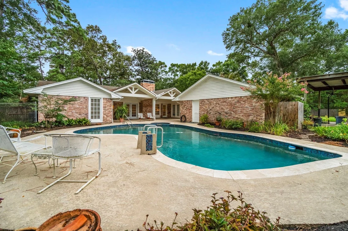 Photo of 26926 Maplewood Drive