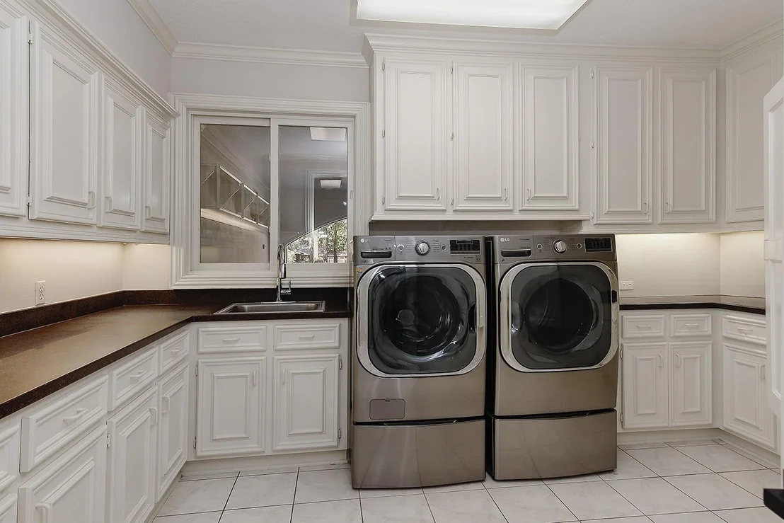 Photo of 23508 Twin Oaks Drive