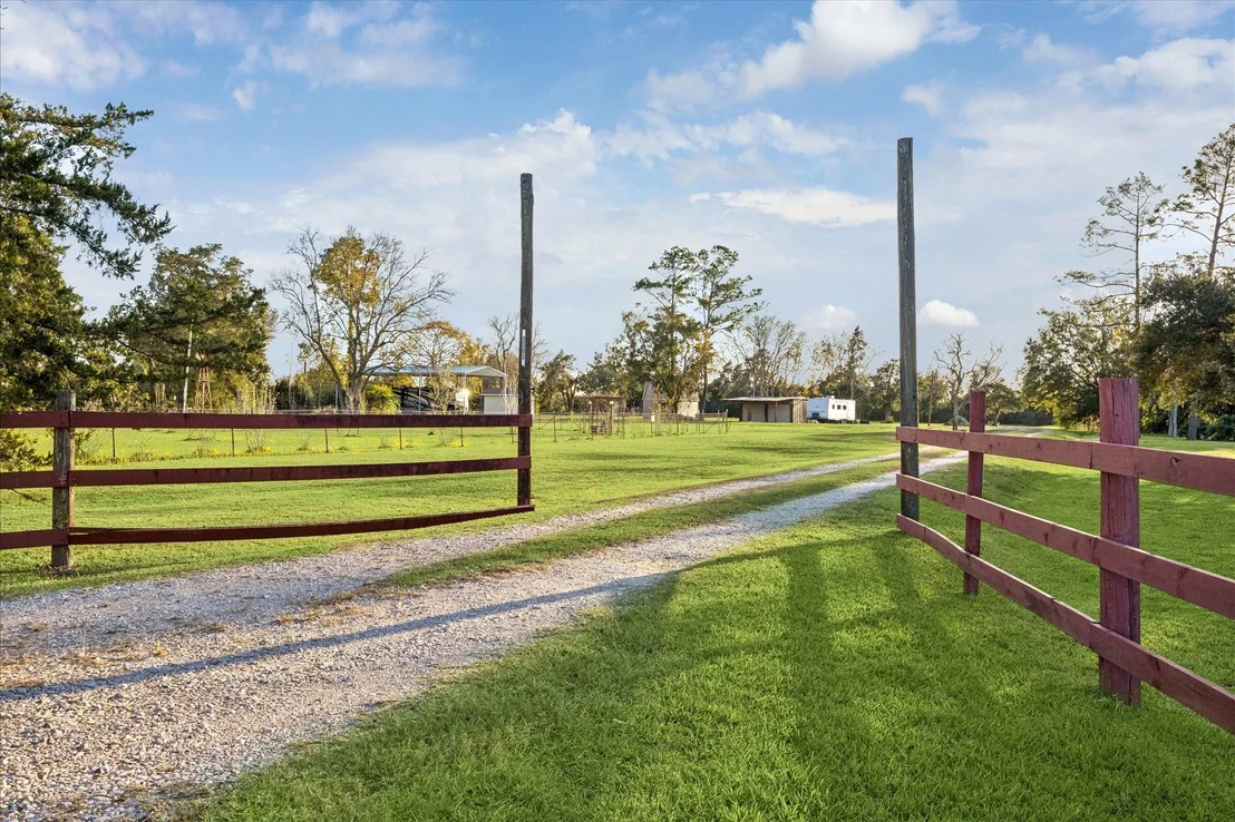 Photo of 5930 County Road 164